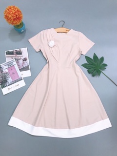 Đầm xoè phối hoa và ảnh thật