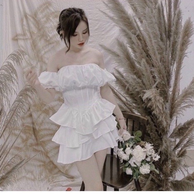 Áo cúp ngực phối bèo trễ vai UTNG♥️
