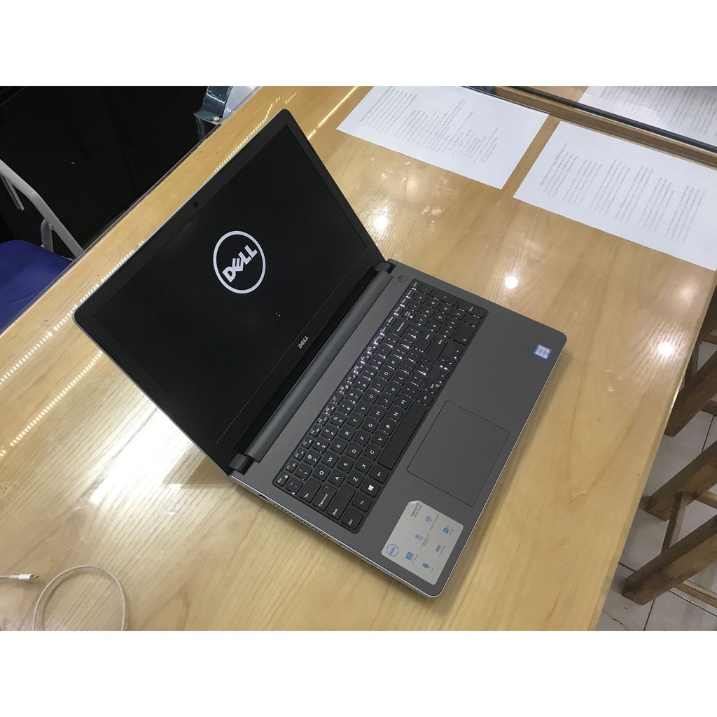 LAPTOP DELL 5559  i5 - 6200U 4GB 500GB Vga