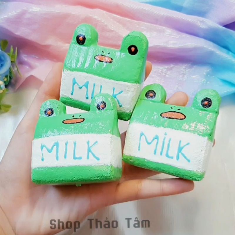 Squishy handmade hộp sữa hình ếch xanh cute