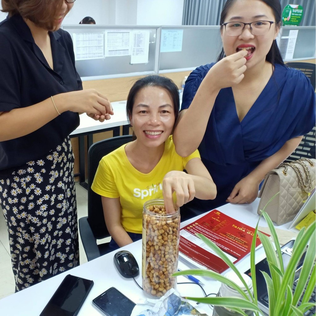 Ngô chiên sấy tẩm mật ong APABEE 480g. Đồ ăn vặt đậu hạt văn phòng siêu ngon, ngọt, giòn, cực bon miệng. | BigBuy360 - bigbuy360.vn
