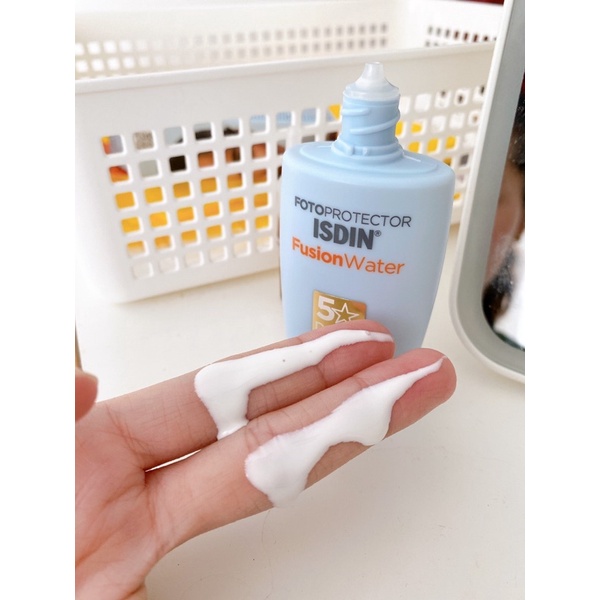Kem chống nắng ISDIN Fusion Water SPF50 50ml