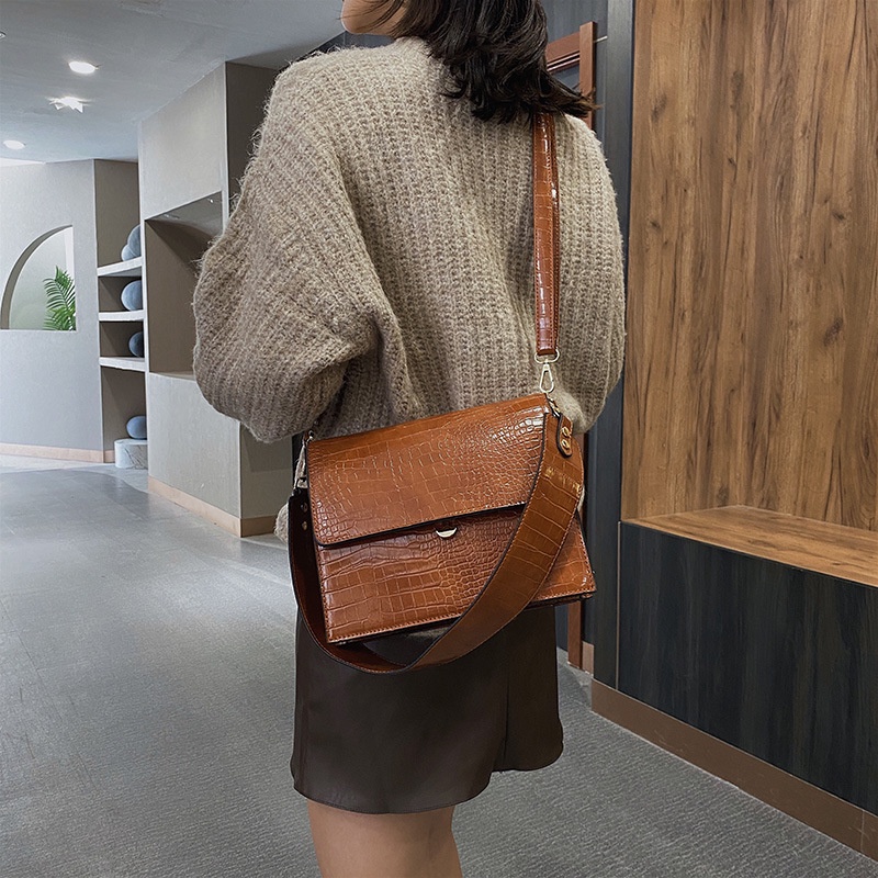 Túi Đeo Vai Sức Chứa Lớn Thời Trang Dành Cho Nữ