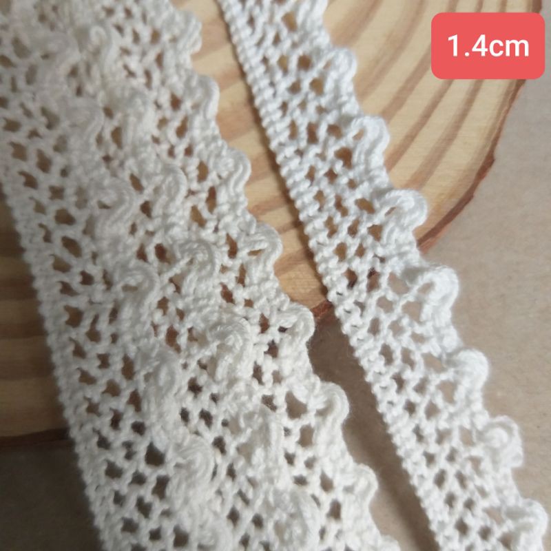 Ren chỉ cotton , màu trắng , size từ 1.3cm đến 4.5cm