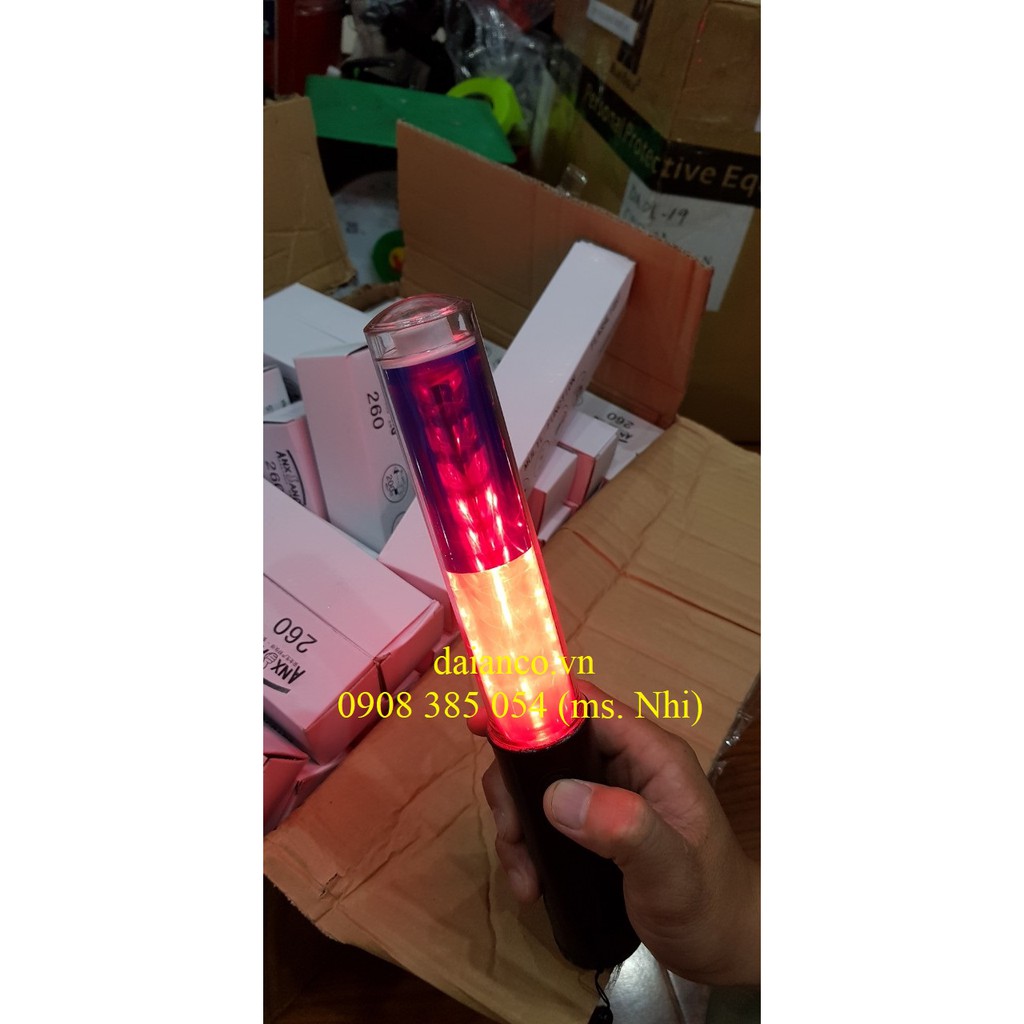 Gậy Chỉ Huy Giao Thông Hai Màu xanh dương- Đỏ 26cm -Có đèn pin- Hình thật