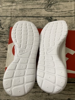 Giày Thể Thao Nike Roshe Run