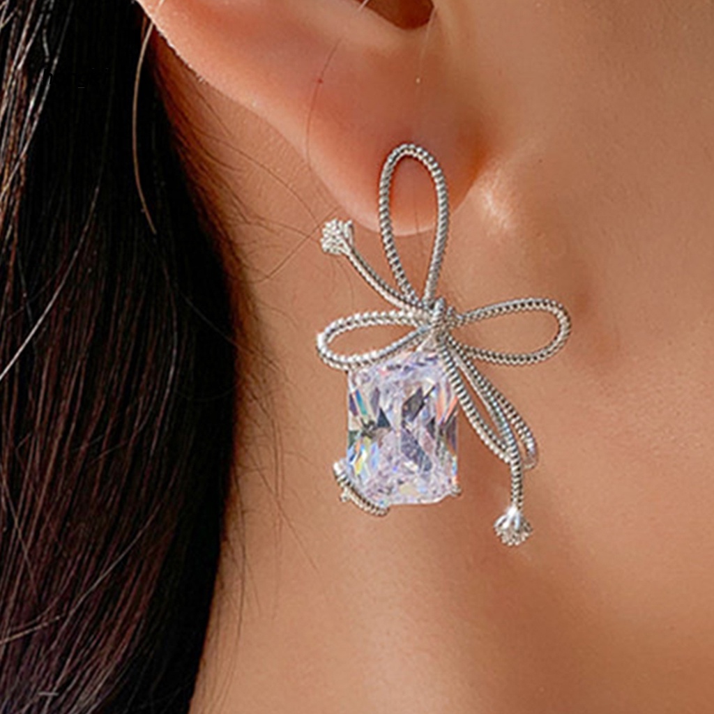 Khuyên tai thắt nơ hình học cỡ lớn thời trang dự tiệc