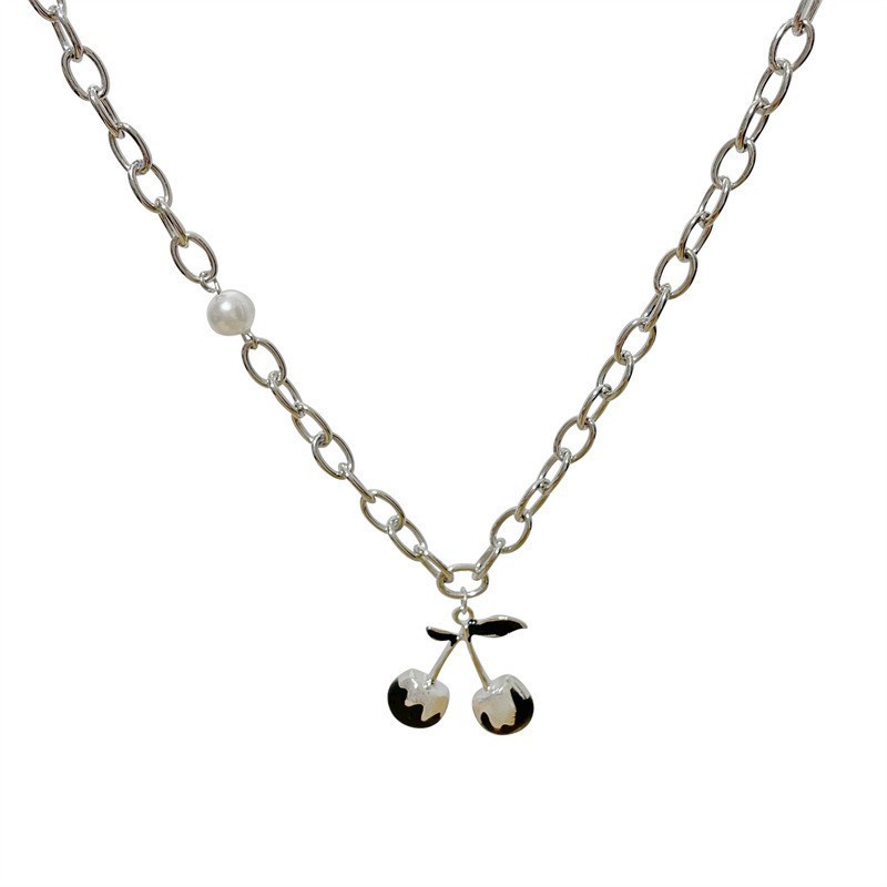 Dây Chuyền Thép Titan Mặt Hình Quả Anh Đào Đen Đính Ngọc Trai Thời Trang Hip Hop Cá Tính Dành Cho Bạn Nữ