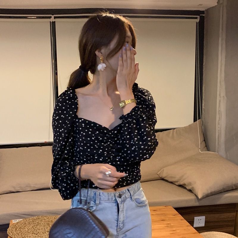 Cổ vuông áo sơ mi hoa ngắn phụ nữ đầu mùa thu phong cách mới Pháp retro mỏng manh giảm béo hot girl bong bóng tay áo dài