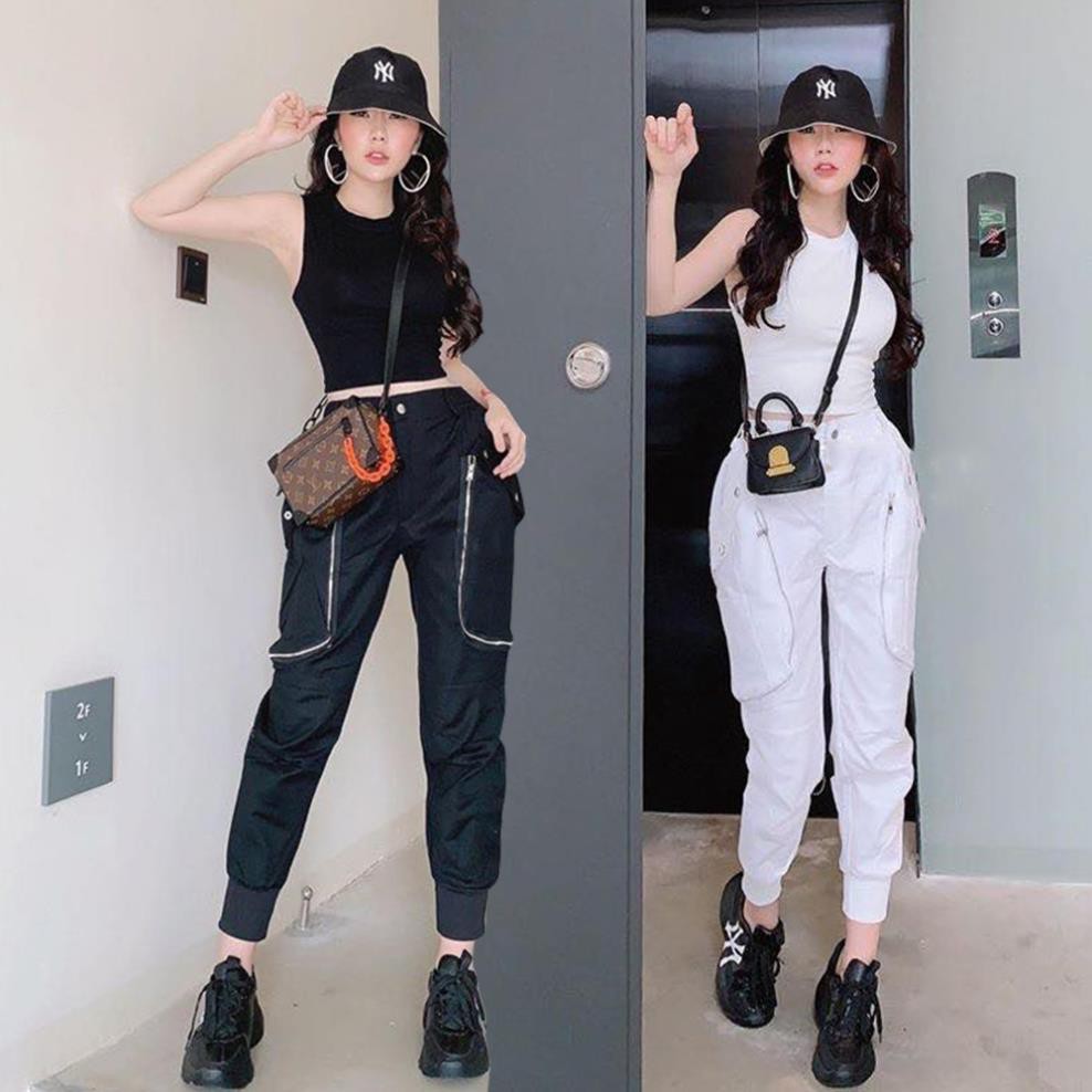 Bộ Đồ Nữ Áo Croptop Trơn Sát Nách Ôm Body Kết Hợp Quần Jogger Túi Hộp Khóa Cá Tính  WM SET HQ03V1 . ⚡