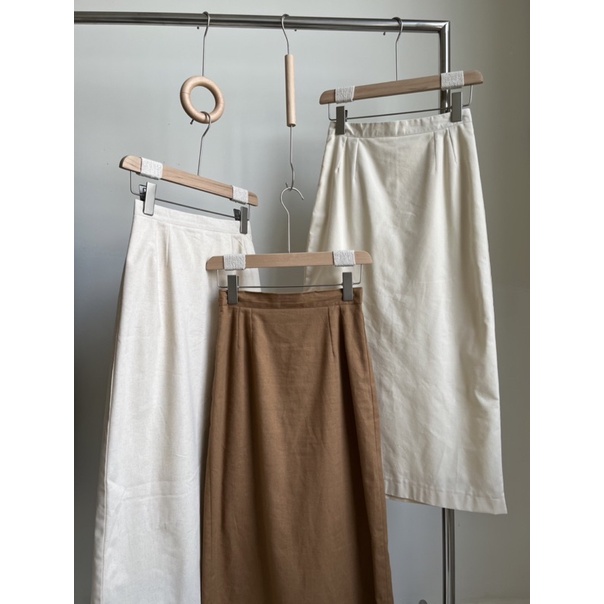 𝐦𝐢𝐫.𝐛𝐲𝐡𝐢: BEILA SKIRT - Chân váy midi linen xẻ sau hách dáng