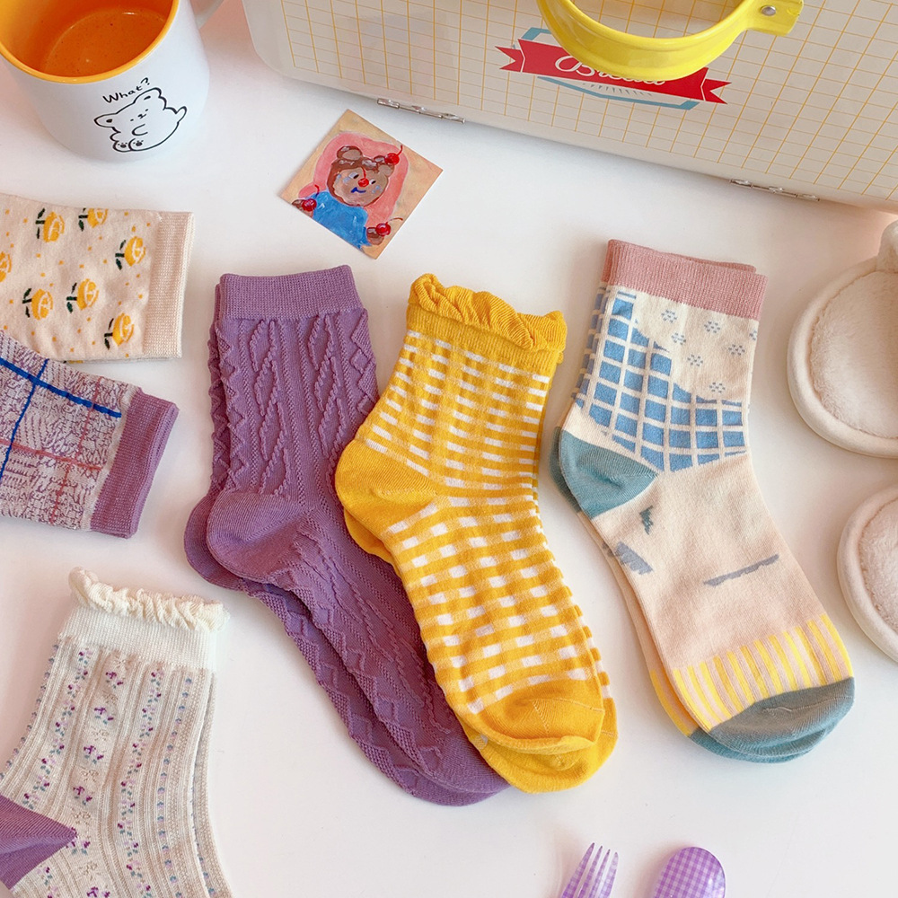 Vớ ống Nhật Bản thời trang thu đông dễ phối trang phục | BigBuy360 - bigbuy360.vn