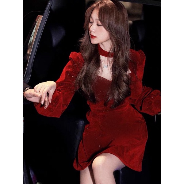 VÁY NHUNG CỔ CHOKER XOÈ MÀU ĐỎ - ĐEN | BigBuy360 - bigbuy360.vn