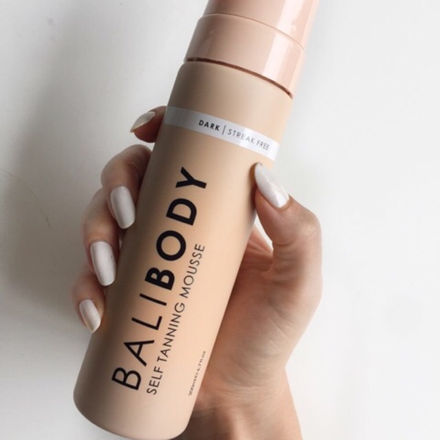 <CÓ SẴN- Ultradark > Balibody Self Tanning Mousse - Nhuộm nâu da tức thì