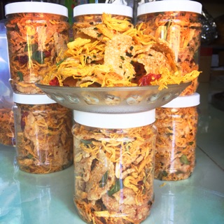1kg cơm cháy chiên mắm hành lắc khô gà