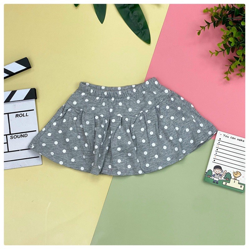 Chân váy cotton 2 tầng bé gái. Thương hiệu Litibaby. Chất cotton 4 chiều mềm mịn, co giãn thấm hút tốt. Size 1-10 9-30kg