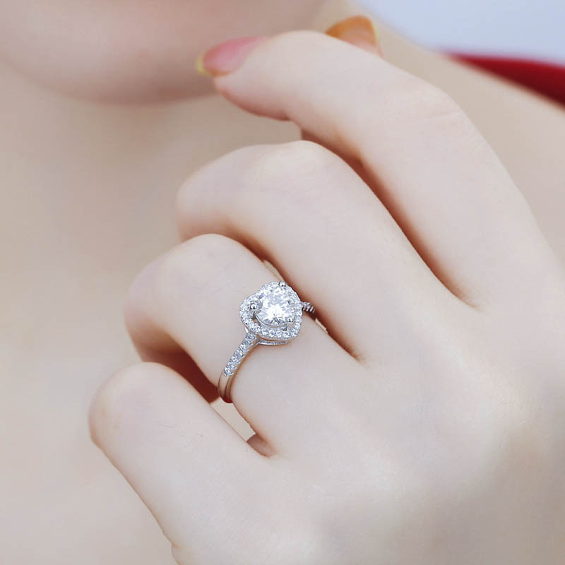 Nhẫn mạ bạc hình trái tim đá pha lê lấp lánh thời trang sang chảnh trang sức nữ