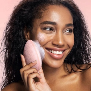 Bọt Biển Rửa Mặt Real Techniques Miracle Cleanse Sponge