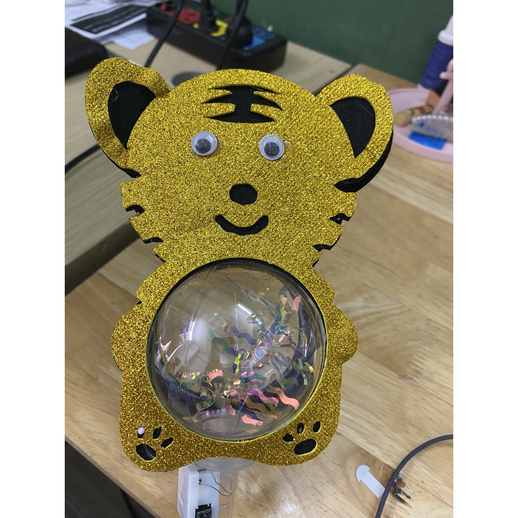 ĐÈN TRUNG THU Đèn Led hình thú Ngỗ nghĩnh 3 chế độ, An toàn cho bé yêu( sẵn pin)