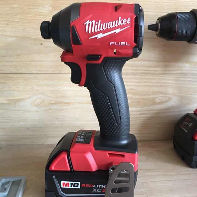 Thân vít milwaukee m18 2853-20