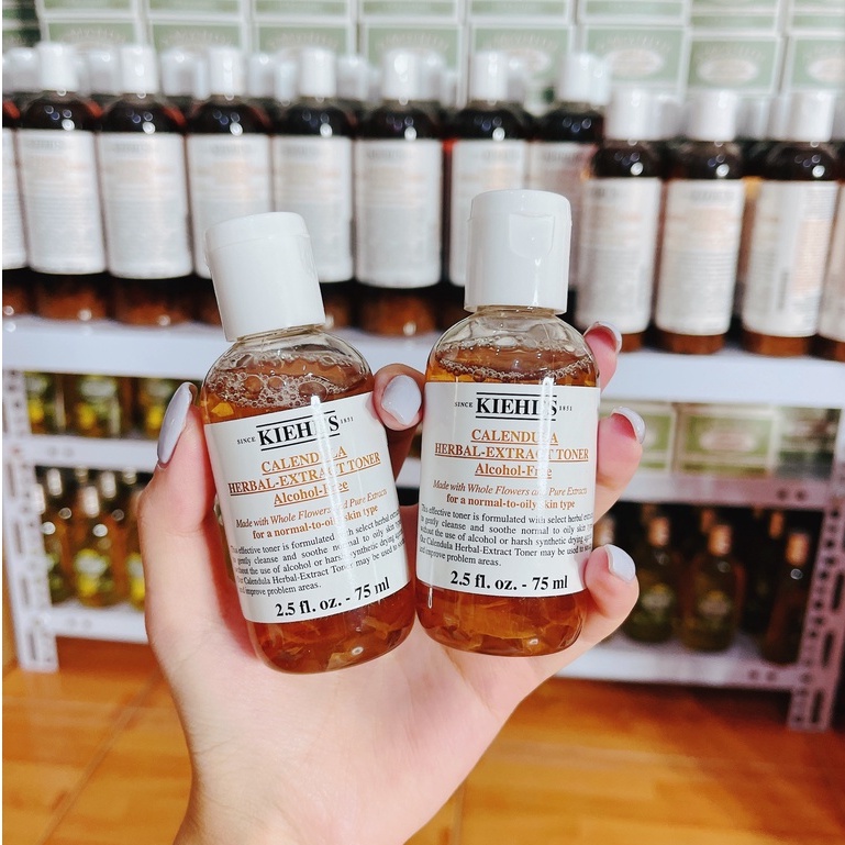 Toner Nước Cân Bằng Hoa Cúc Calendula Herbal Extract Alcohol-Free Toner