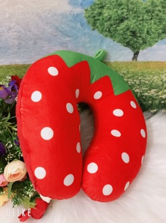 Gối kê cổ du lịch dâu tây