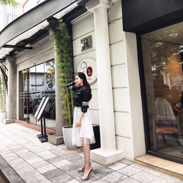 Chân váy ren hoa tiểu thư dáng xoè flo skirt 2 lớp có lót bên trong