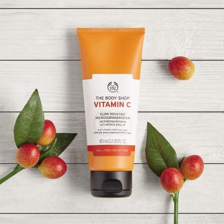 Kem tẩy da chết cho mặt The Body Shop Vitamin C Microdermabrasion 100ml | BigBuy360 - bigbuy360.vn