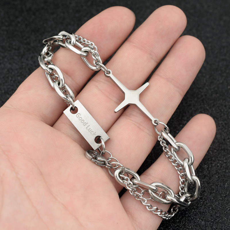 Vòng tay Goodluck, chất liệu titan không gỉ