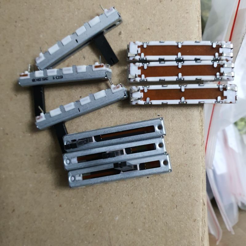 Chiết áp mixer 350k dài 4.5cm cán cao 1.5cm