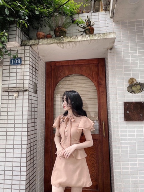 Váy tơ tiểu thư