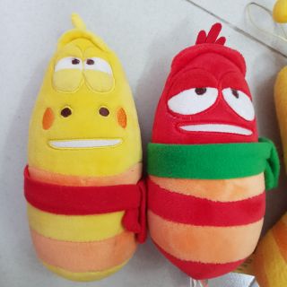 Set sâu larva nhồi bông