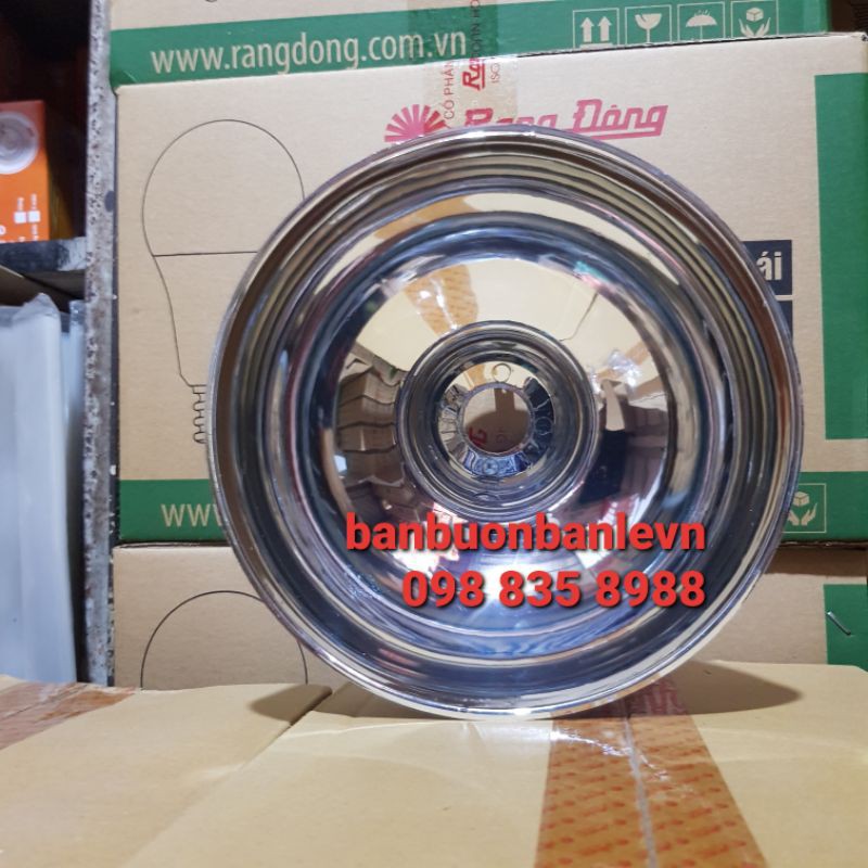 Chao đèn nhựa mạ bạc phản quang Nival 20cm