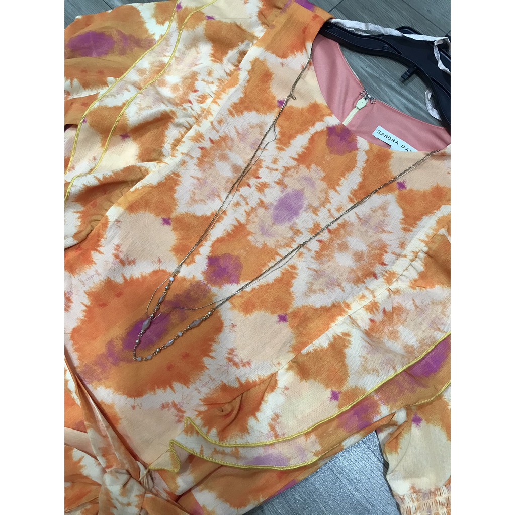 Đầm Sandra họa tiết cam