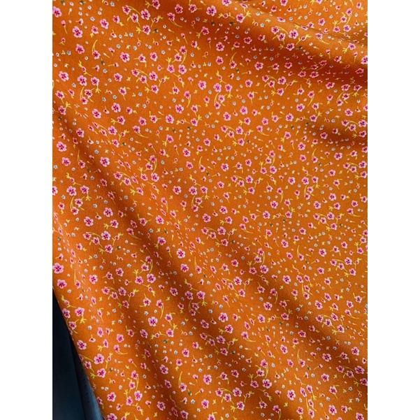 1m vải lụa mango ( khổ 1,5m) mềm, mịn, không nhăn, không co rút.