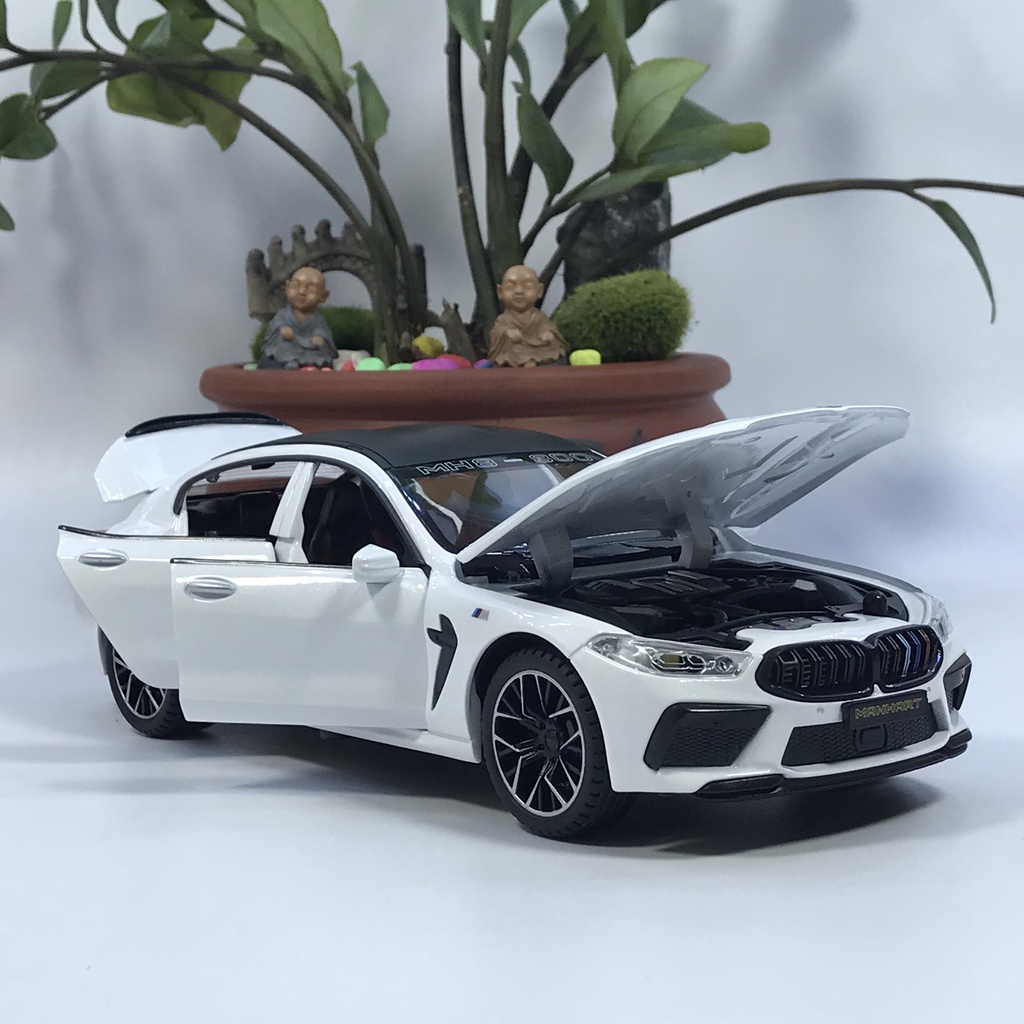 Mô hình siêu xe BMW M8 tỷ lệ 1:24 bằng hợp kim cao cấp mới ra mắt đủ màu Xanh/Đỏ/Trắng/Đen