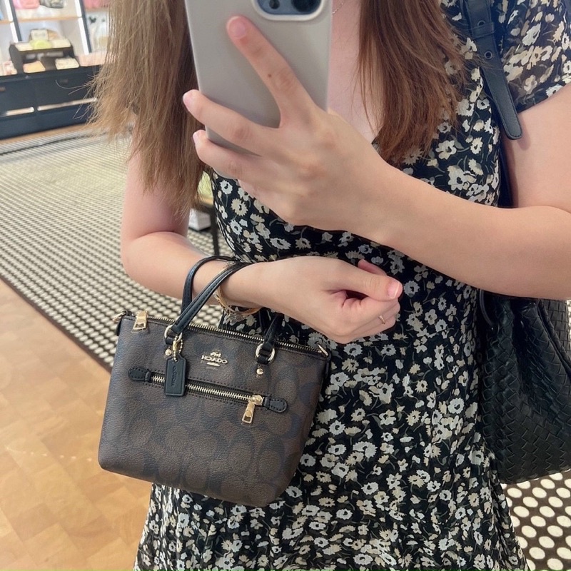 TÚI COACH MINI GALLERY