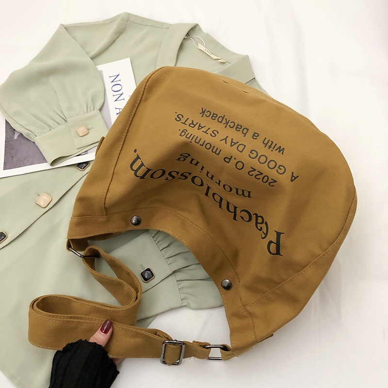 Túi vải Sức Chứa Lớn In Chữ Tiện Lợi Khi Đi Du Lịch