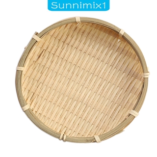 Cái sàng hình tròn bằng tre dùng đựng thức ăn khô