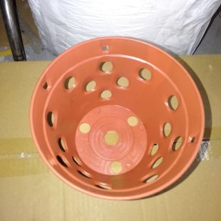 Chậu nhựa (giả đất) trồng lan - KT: có 3 cỡ nhỏ, trung, lớn (tặng kẽm treo)