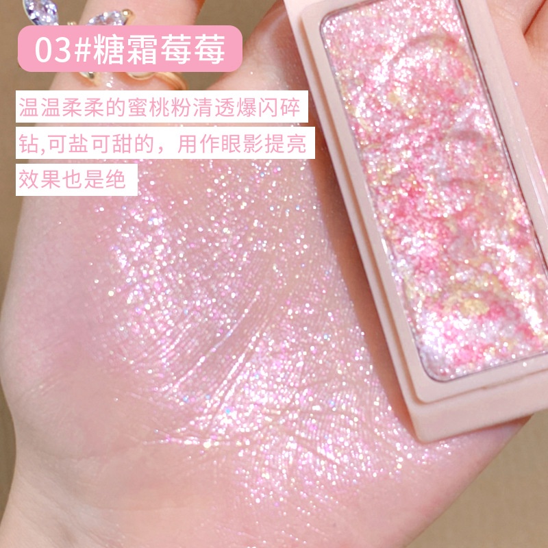 Bảng Phấn Bắt Sáng 4 Màu Mềm Mại Có Nhũ Lấp Lánh Trang Điểm Nổi Bật Khuôn Mặt