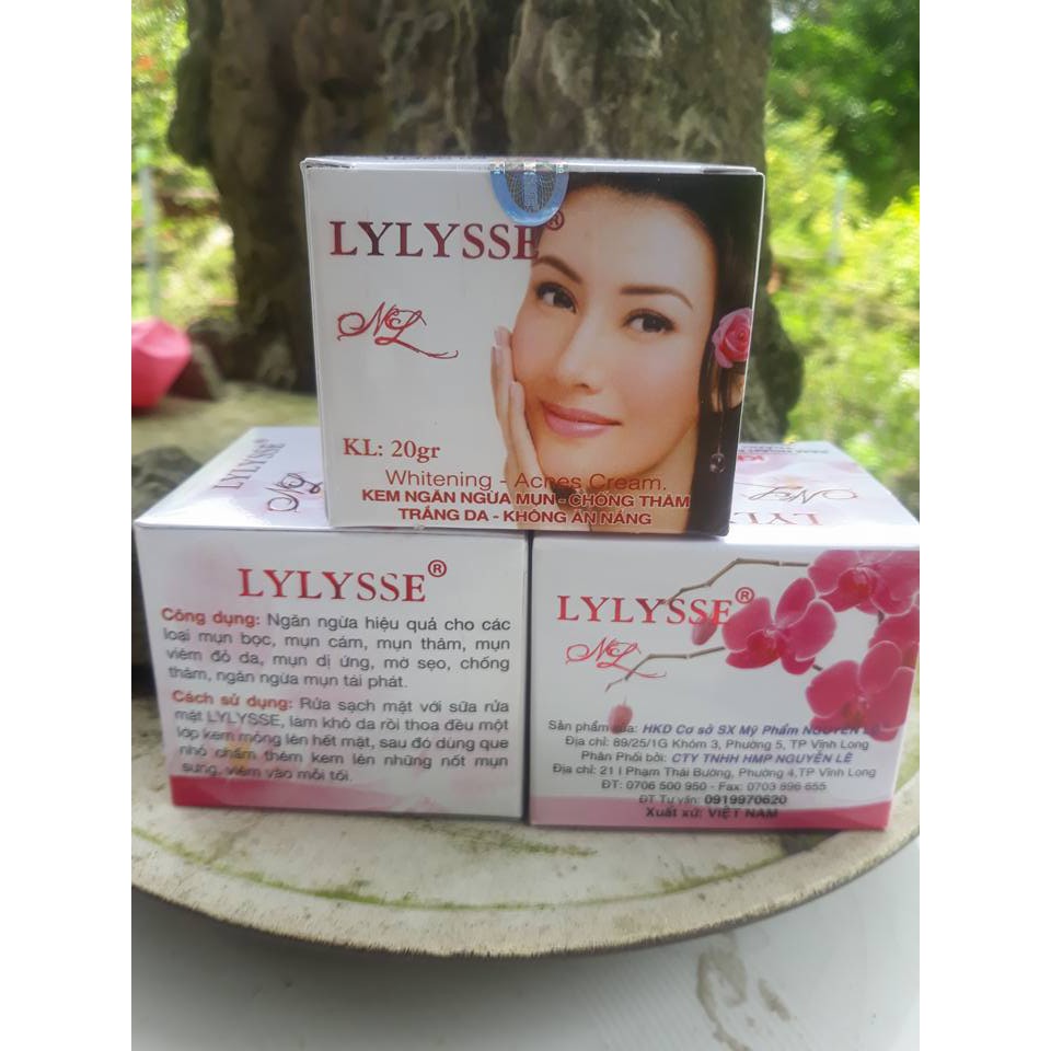 Kem mụn  Lylysse.