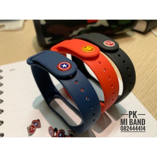 Bộ 3 dây đeo Avengers Xiaomi Mi Band 4 (nút kim loại) + 1 miếng dán màn hình cao cấp