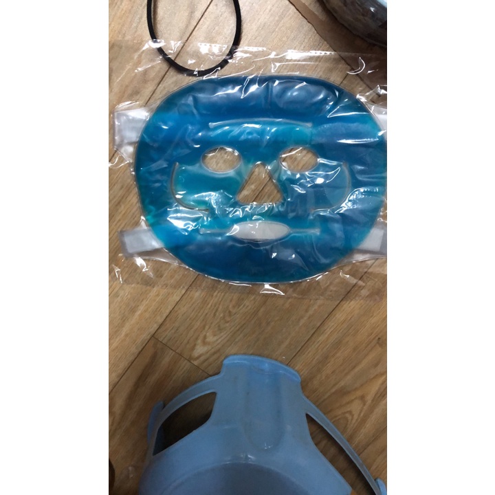 Đá lạnh spa dùng sau khi nặn mụn ( mặt nạ)
