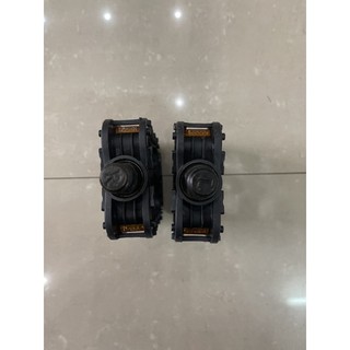 pedan , ( bàn đạp )xe đạp ( cốt to ) có bi