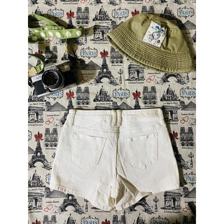 [2hand] Quần short nữ cá tính