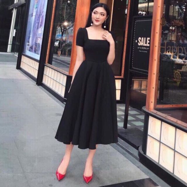 Đầm cổ vuông xoè Witch023- hình thật trải sàn