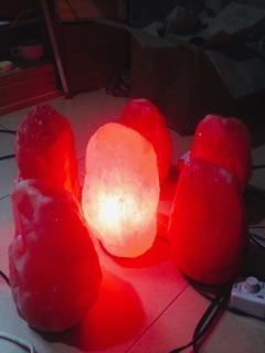 ĐÈN ĐÁ MUỐI PHONG THUỶ