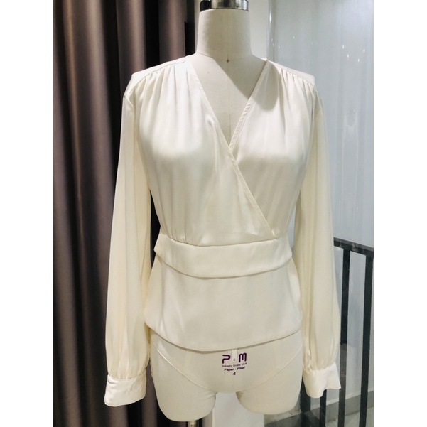 Áo lụa Express Size XXS