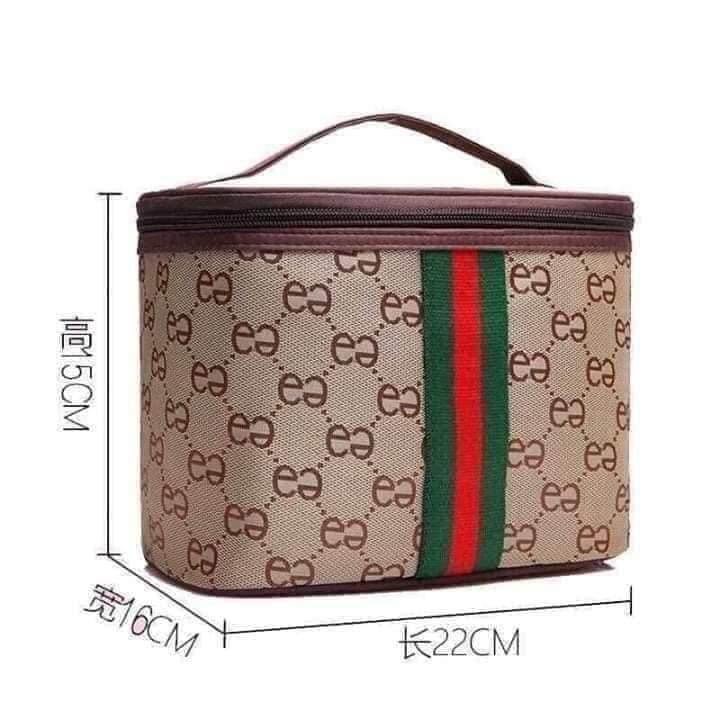 Túi đựng mỹ phẩm GC thần kỳ ( 21,5 x 15 x 16cm)